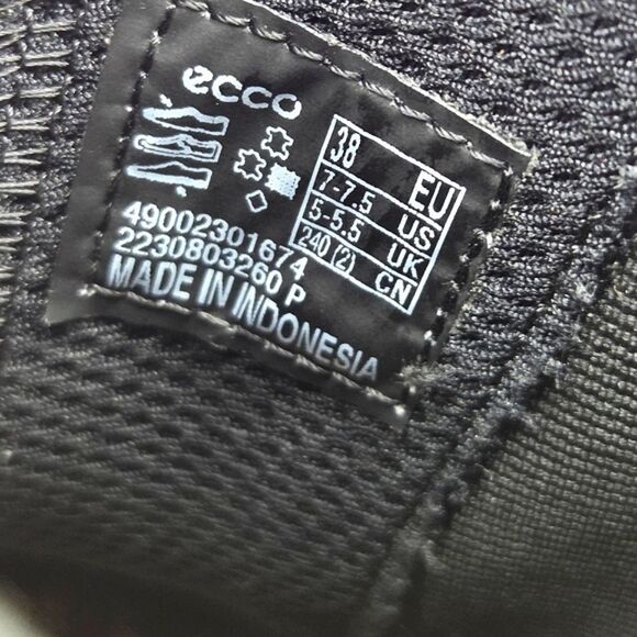 ECCO Modtray Chelsea Boots Booties Womens Size 7 Taupe Leather Lug Sole Edgy - Picture 9 of 10